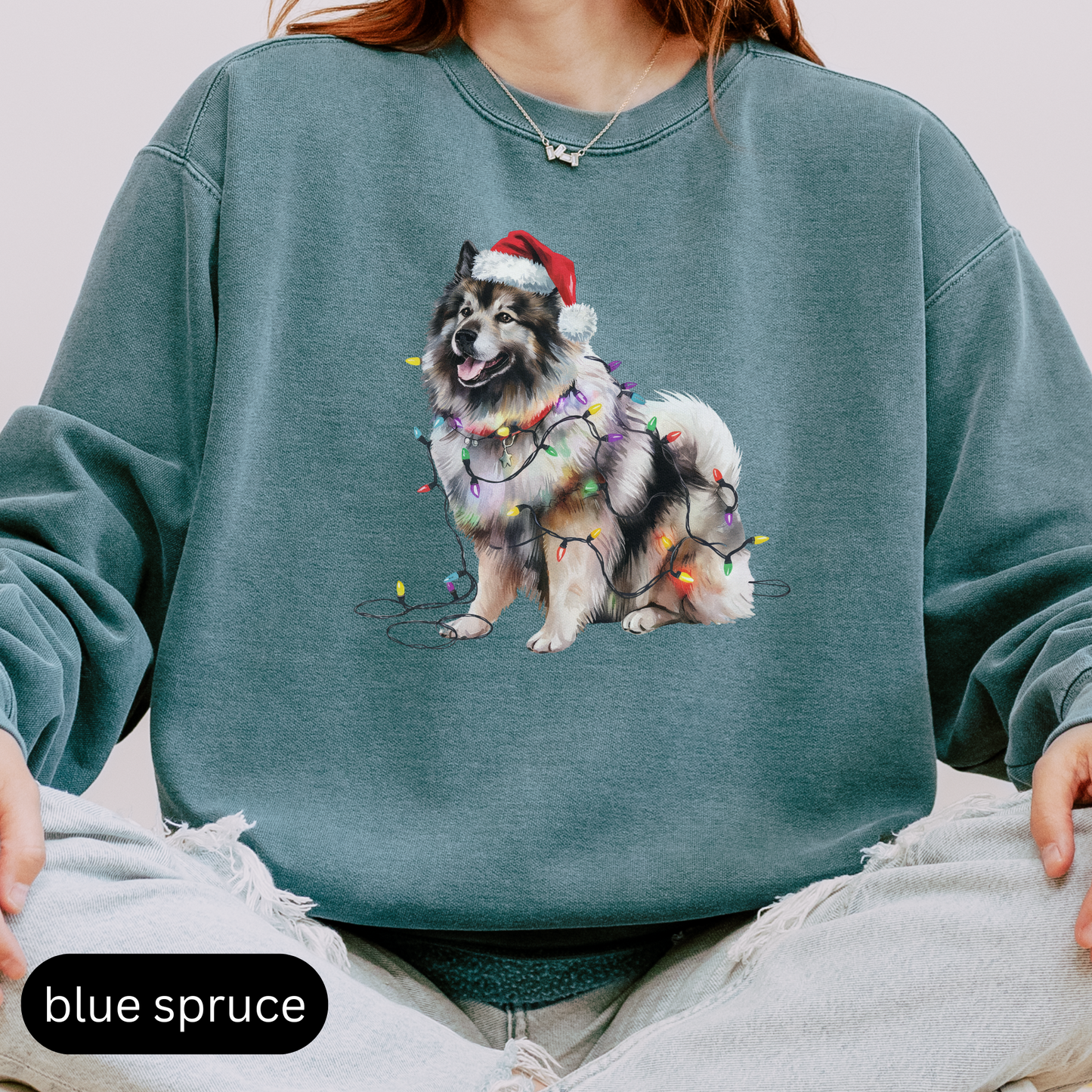 Christmas Keeshond Sweatshirt, Christmas Lights Dog Sweatshirt, Christmas Dog, Keeshond Mom Sweatshirt, Gift for Dog Lover, Keeshond