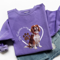 Load image into Gallery viewer, Valentine Cavalier King Charles Spaniel Sweatshirt, Cavalier Mom, Valentine Heart Dog, Valentine Dog Comfort Colors Sweatshirt
