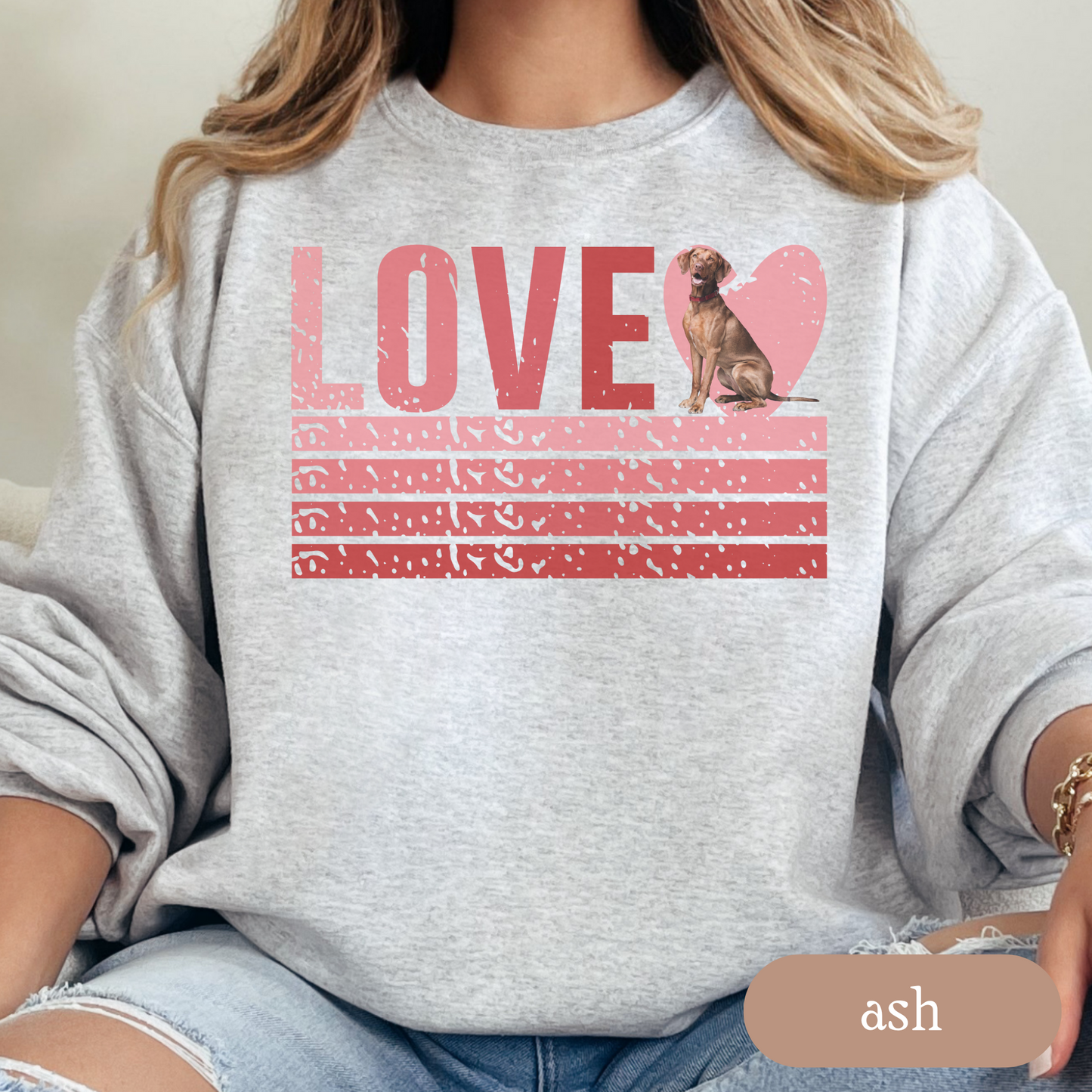 Vizsla Retro Love Sweatshirt, Crewneck Sweatshirt, Vintage Stripe Design, Gift for Dog Lovers, Cozy Unisex Pullover, Winter Fashion