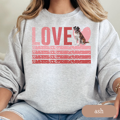 Saint Bernard Retro Love Sweatshirt, Crewneck Sweatshirt, Vintage Stripe Design, Gift for Dog Lovers, Cozy Unisex Pullover, Winter Fashion
