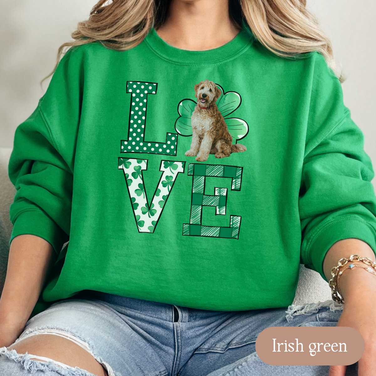 Labradoodle Love Shamrock Sweatshirt, St Patricks Day Crewneck Sweatshirt, Irish Gift, Labradoodle Lover Apparel, Green Clover Top