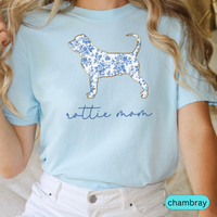 Load image into Gallery viewer, Rottie Mom Shirt, Cute Floral Rottweiler T-Shirt, Dog Mom Gift, Rottweiler Lover Tee, Aesthetic Dog Shirt, Pet Mom Gift, Chinoiserie Dog
