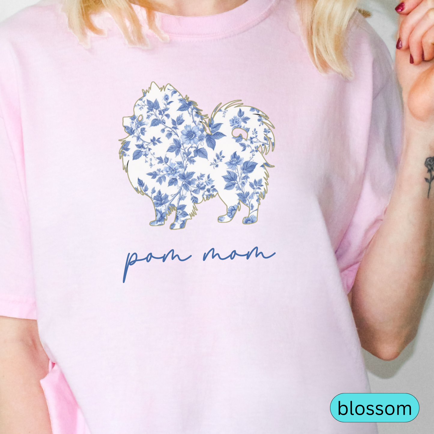 Pom Mom Shirt, Pomeranian Lover Gift, Blue Floral Toile Dog Mom Tee, Cute Pet Owner Shirt, Women's Pomeranian Dog T-Shirt, Chinoiserie Dog