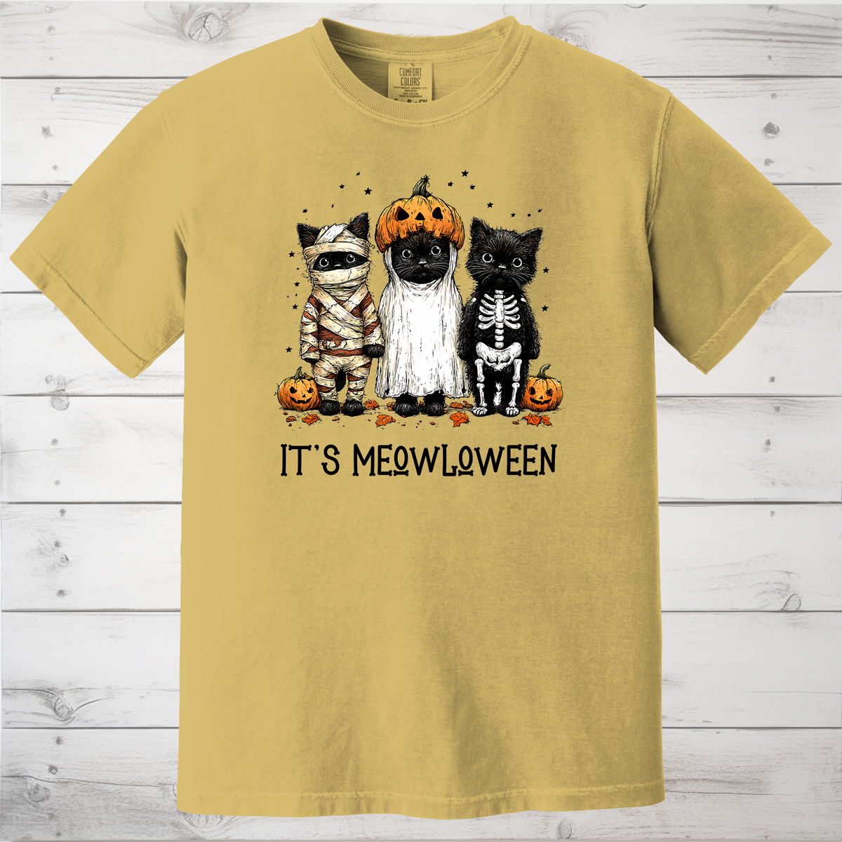 Halloween Cats in Costumes Tee