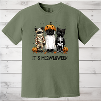 Load image into Gallery viewer, Halloween Cats in Costumes Tee
