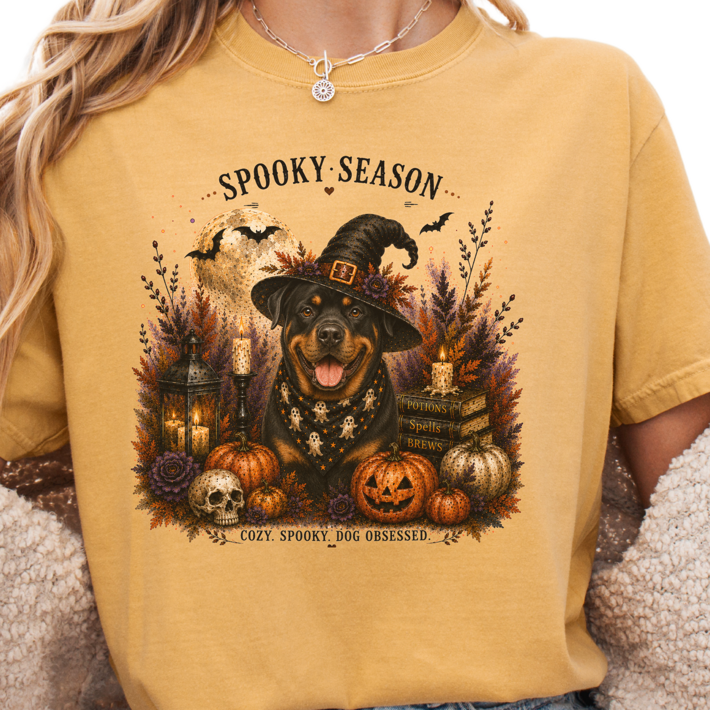 Rottweiler Spooky Season Dog Mom Halloween Shirt
