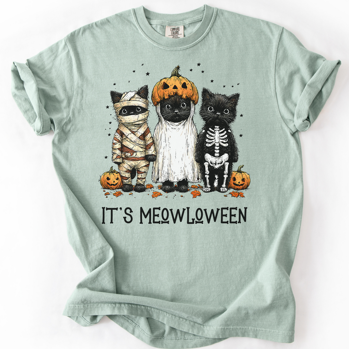 Halloween Cats in Costumes Tee