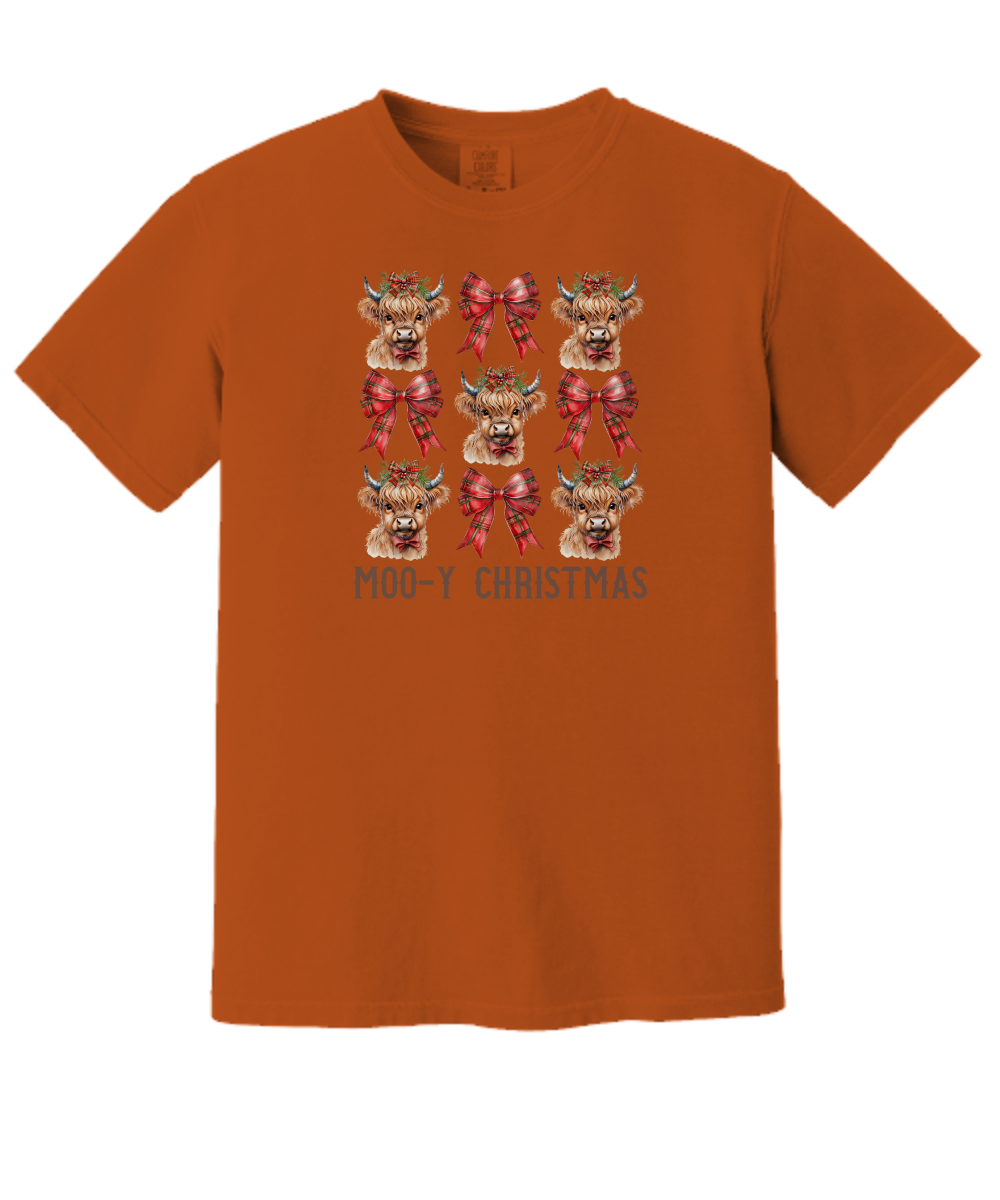 Christmas Cow Shirt, Coquette Cow Shirt, Cow Women Shirt, Cow Lover Shirt, Christmas Shirt, Highland Cow Tee, Farm Xmas