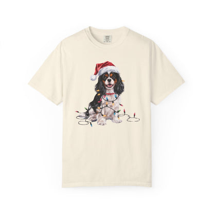 Tri-Color Cavalier King Charles Spaniel Christmas T-Shirt, Festive Dog Lover Holiday Gift, Santa Hat Dog Tee, Cute Cavalier Art
